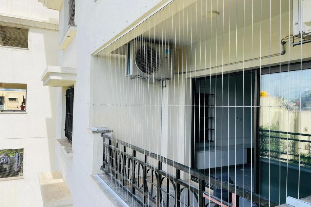 Villas Invisible Grills